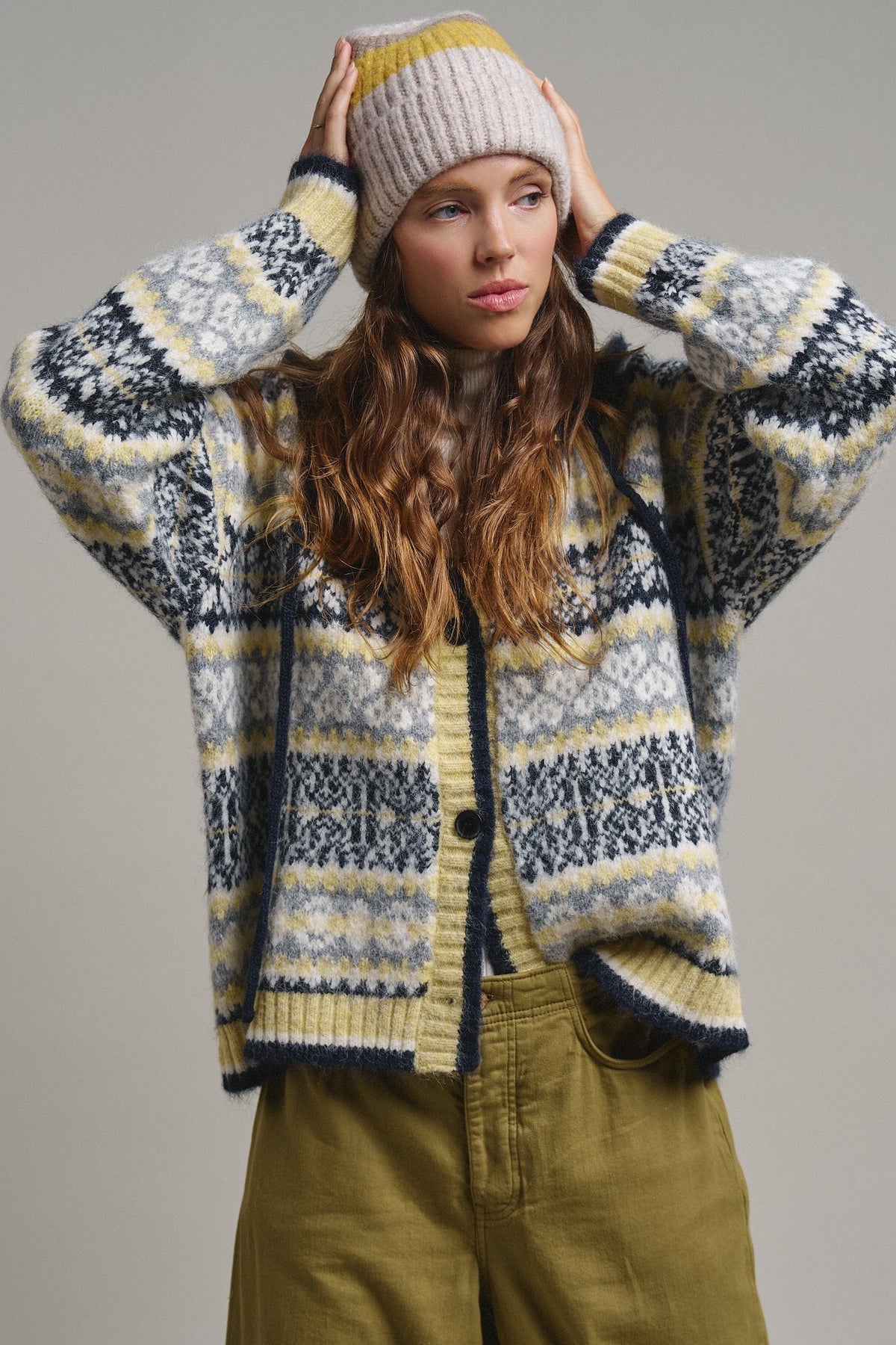 Snowfall Fair Isle Hooded Cardigan in Grey/navy - Women's Cardigans & Shrugs | Urban Daizy