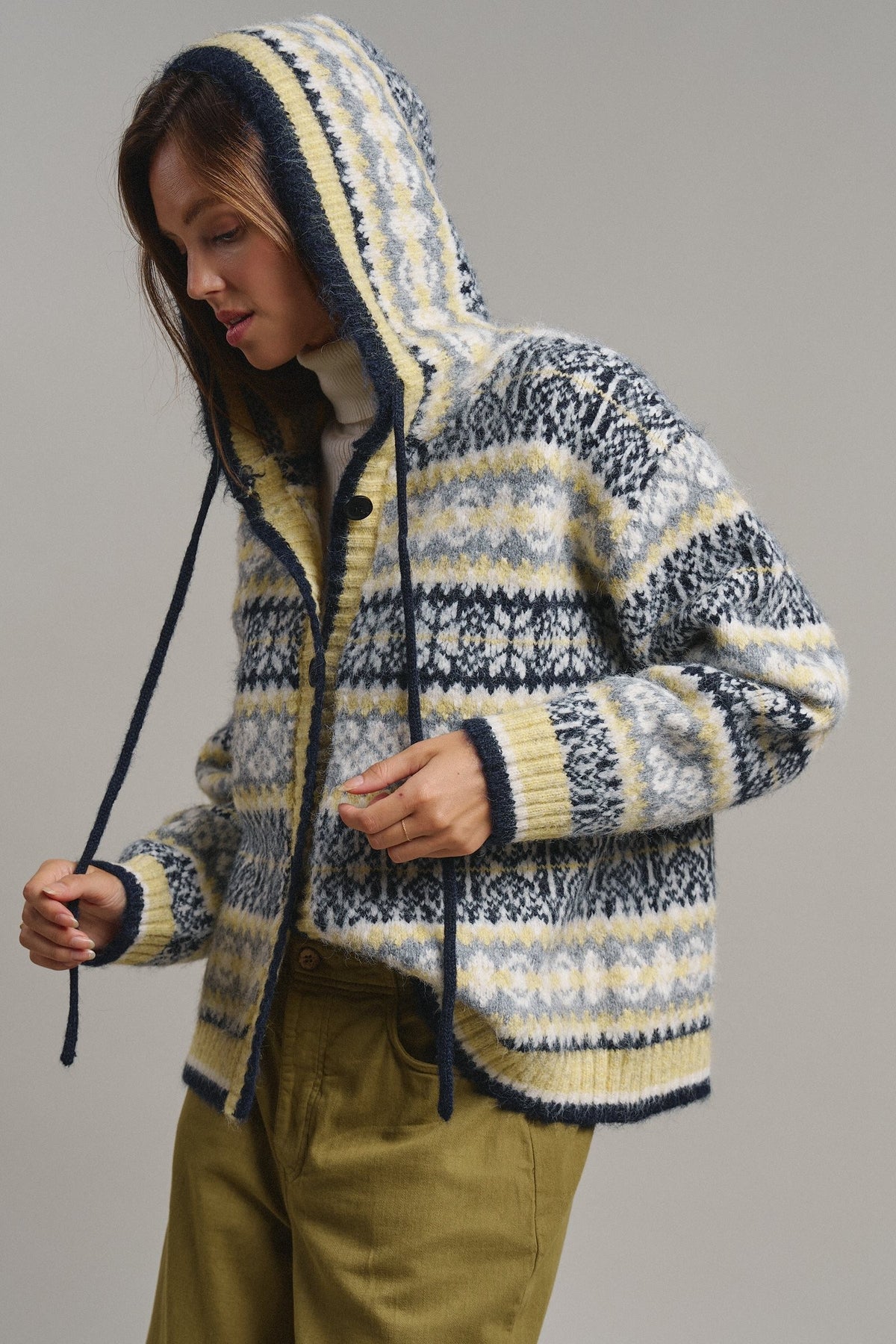 Snowfall Fair Isle Hooded Cardigan in Grey/navy - Women's Cardigans & Shrugs | Urban Daizy