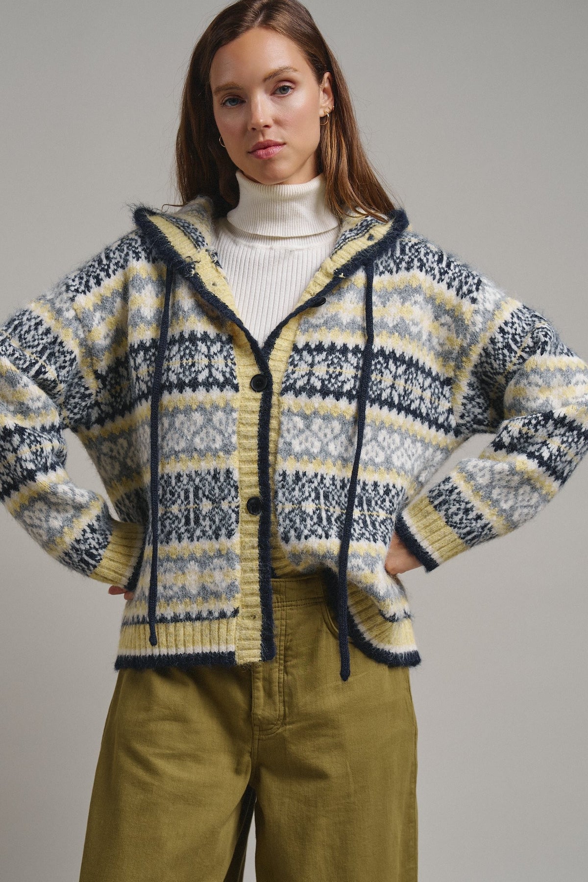 Snowfall Fair Isle Hooded Cardigan in Grey/navy - Women's Cardigans & Shrugs | Urban Daizy