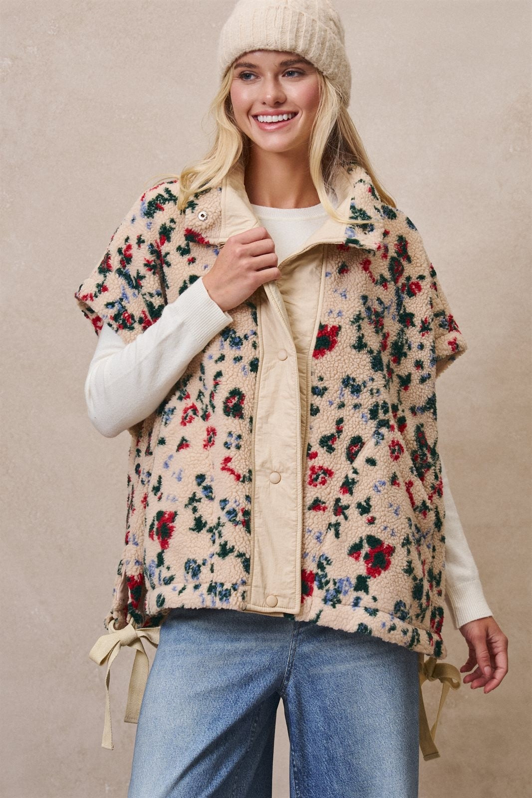 Ditsy Floral Sherpa Vest With Bow Hem Detail in Print - Women's Vests | Urban Daizy