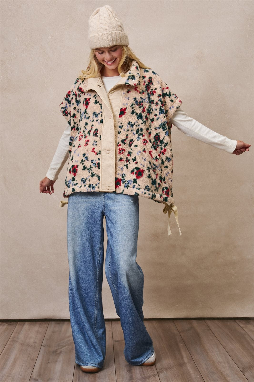 Ditsy Floral Sherpa Vest With Bow Hem Detail in Print - Women's Vests | Urban Daizy