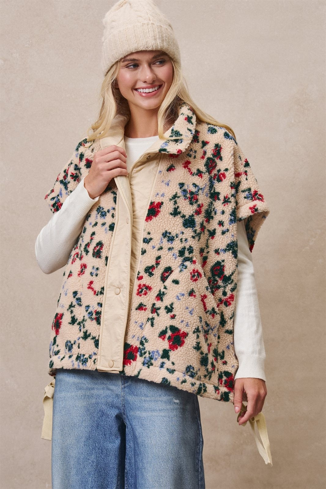 Ditsy Floral Sherpa Vest With Bow Hem Detail in Print - Women's Vests | Urban Daizy