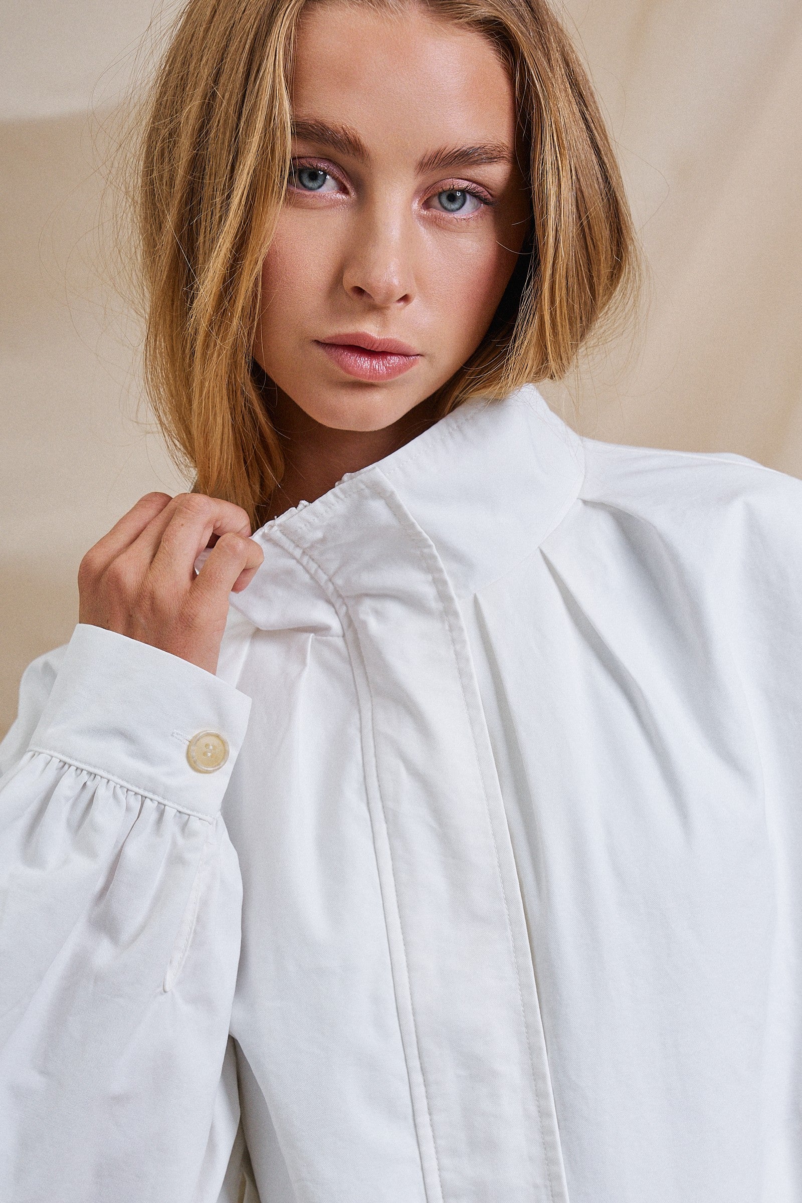 Eyelet Trim Drawstring Zip-Up Jacket in White - Women's Jackets & Outerwear | Urban Daizy