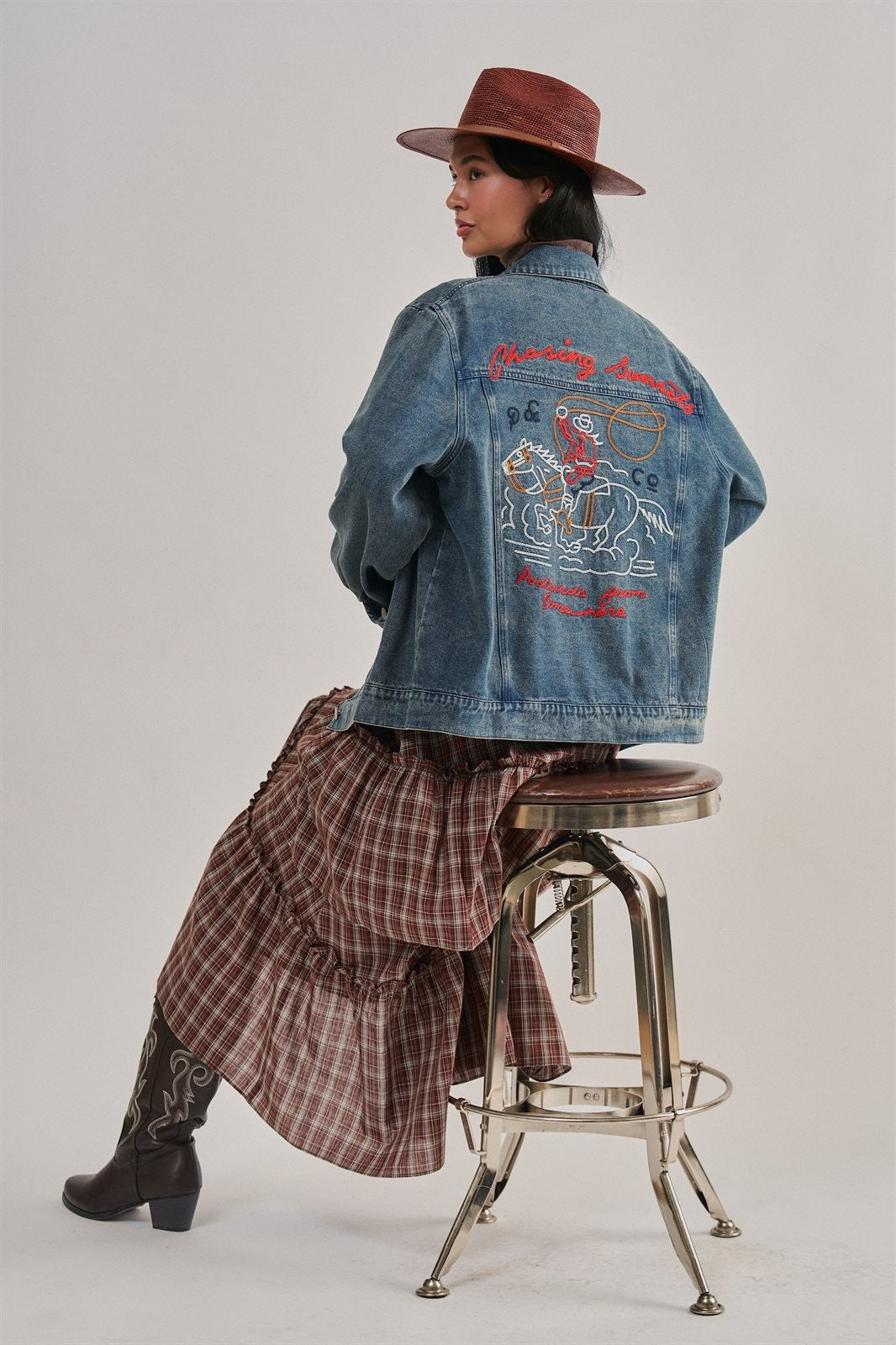 Embroidered Western Cowgirl Denim Trucker Jacket in Denim - Women's Jackets & Blazers | Urban Daizy