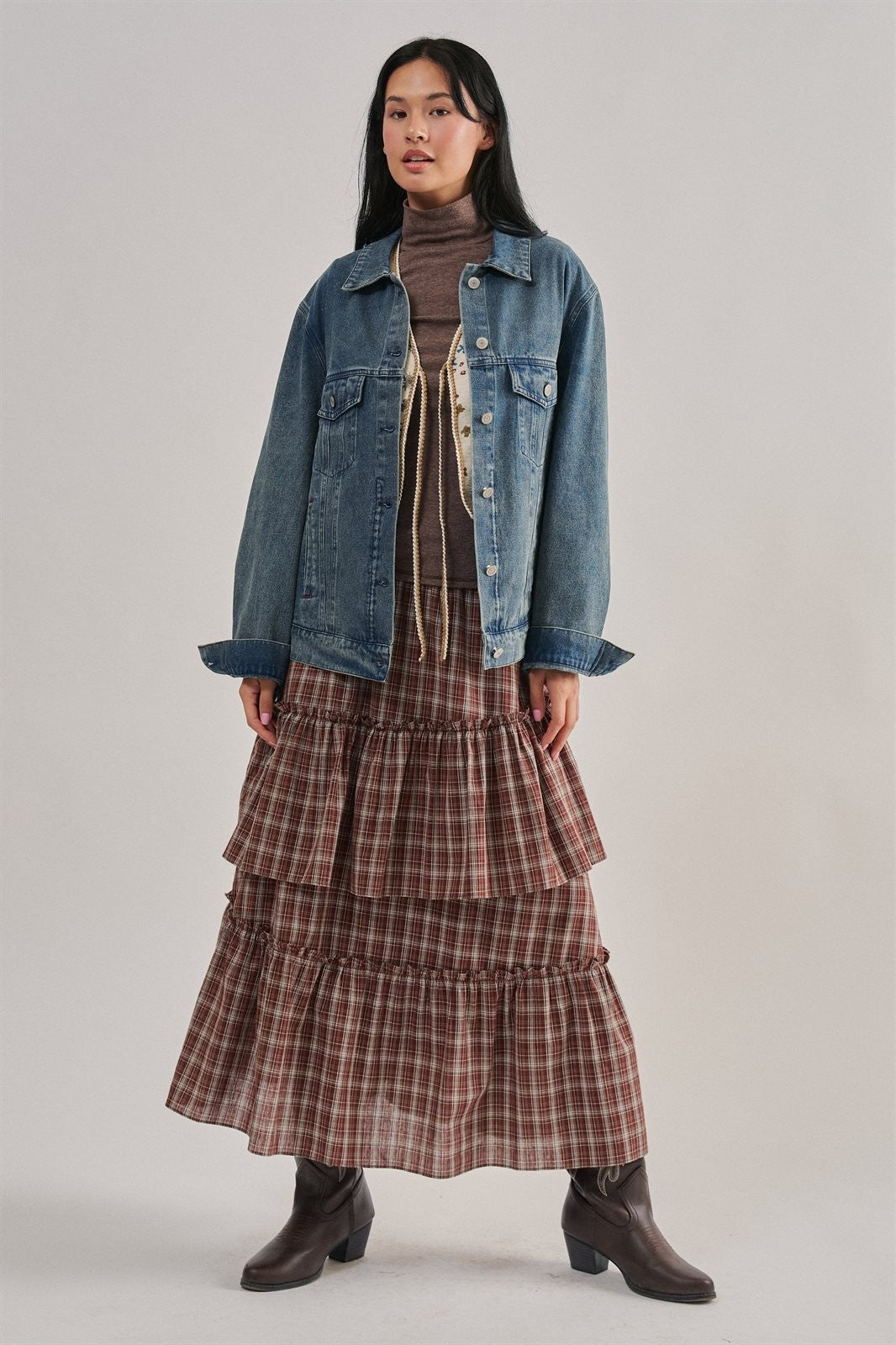 Embroidered Western Cowgirl Denim Trucker Jacket in Denim - Women's Jackets & Blazers | Urban Daizy