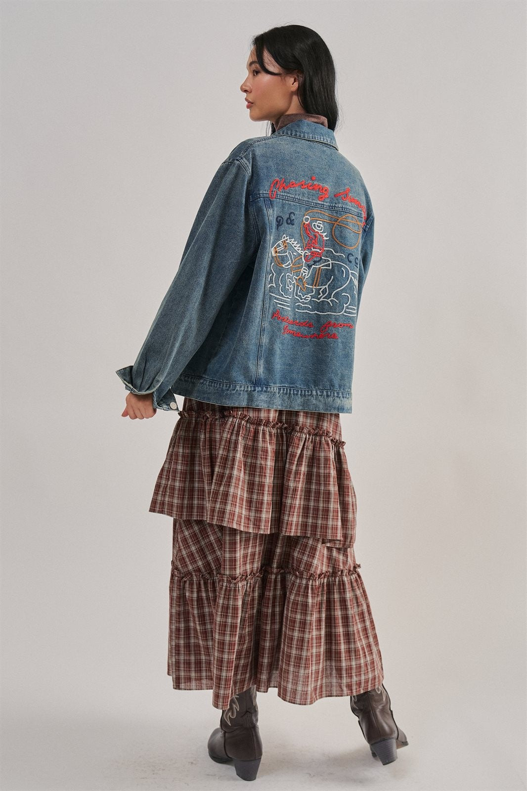 Embroidered Western Cowgirl Denim Trucker Jacket in Denim - Women's Jackets & Blazers | Urban Daizy