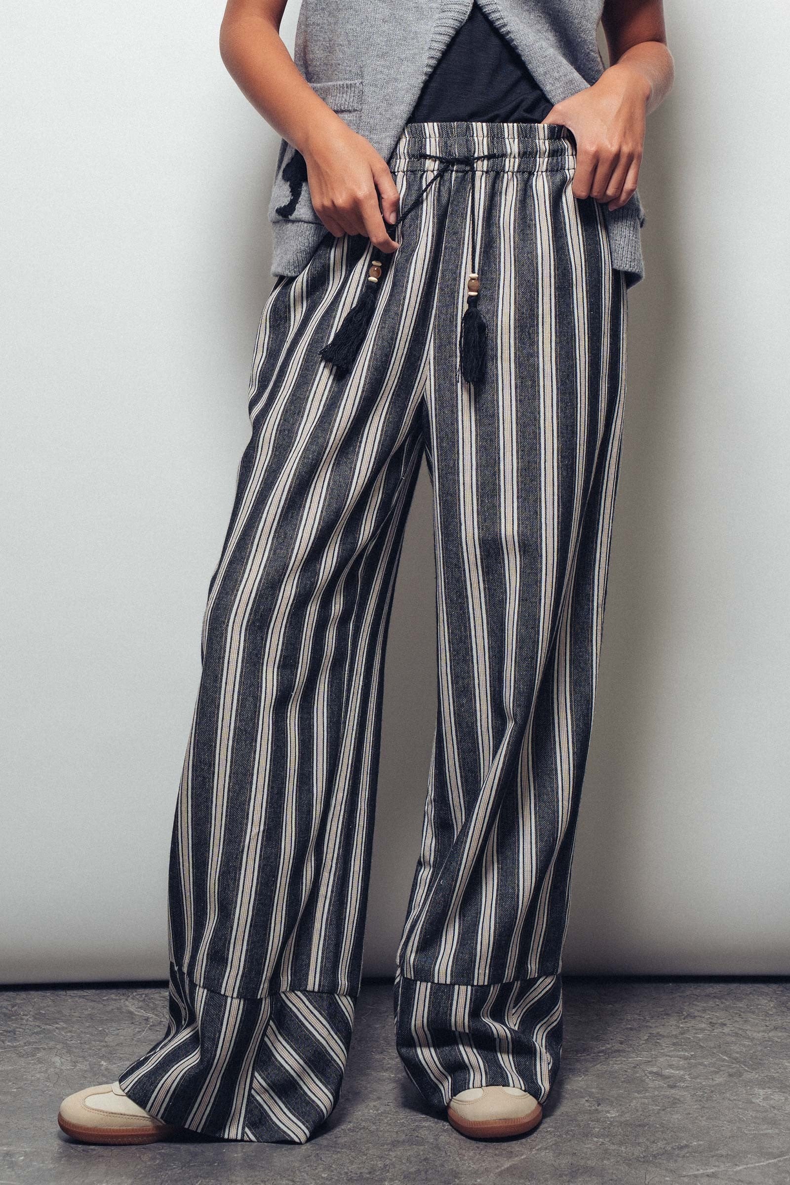 Wide Leg Striped Pants with Drawstring Tassel in Black - Women's Casual Pants | Urban Daizy