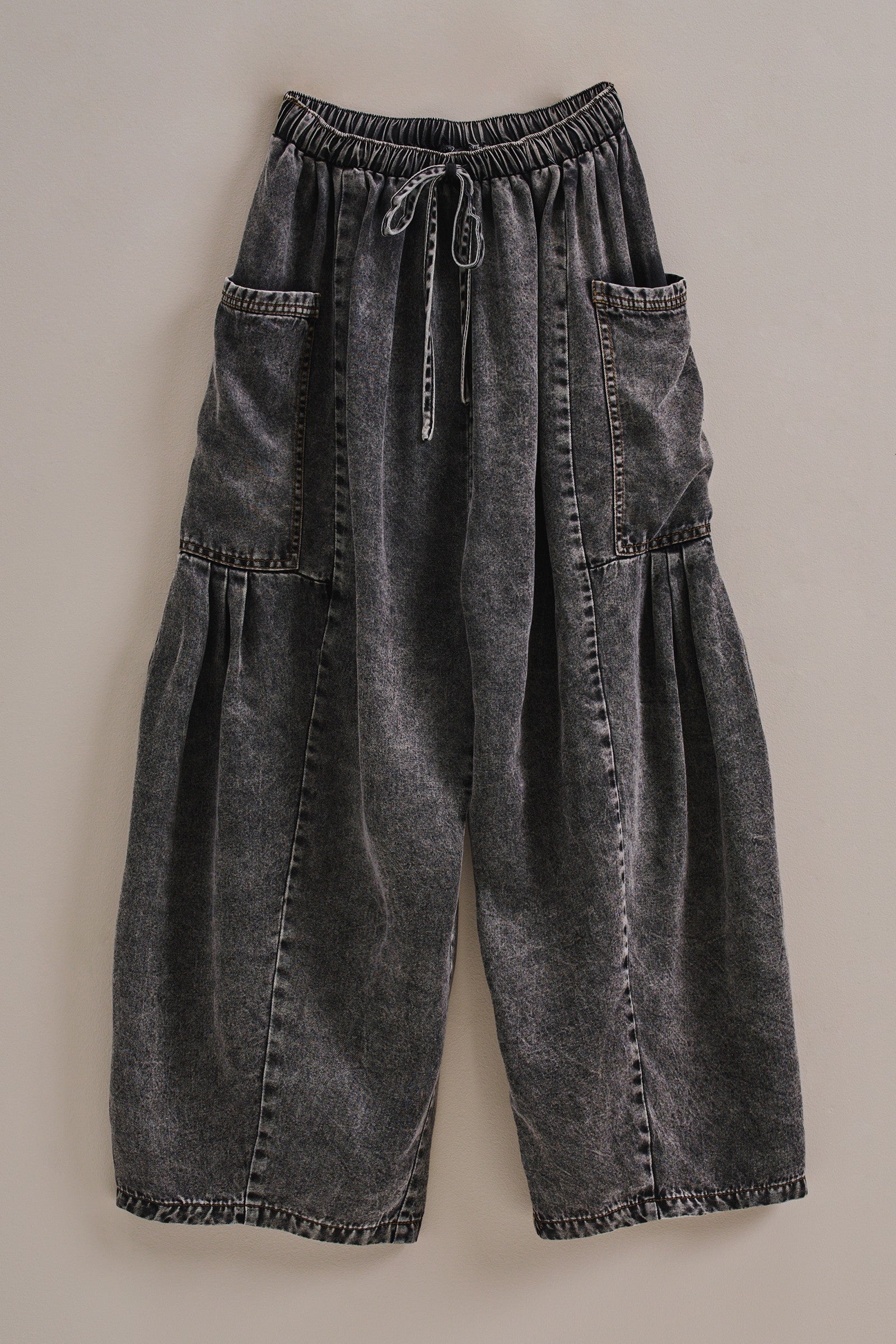 Washed Denim Utility Wide Leg Pants With Cargo Pockets in Black - Women's Pants | Urban Daizy