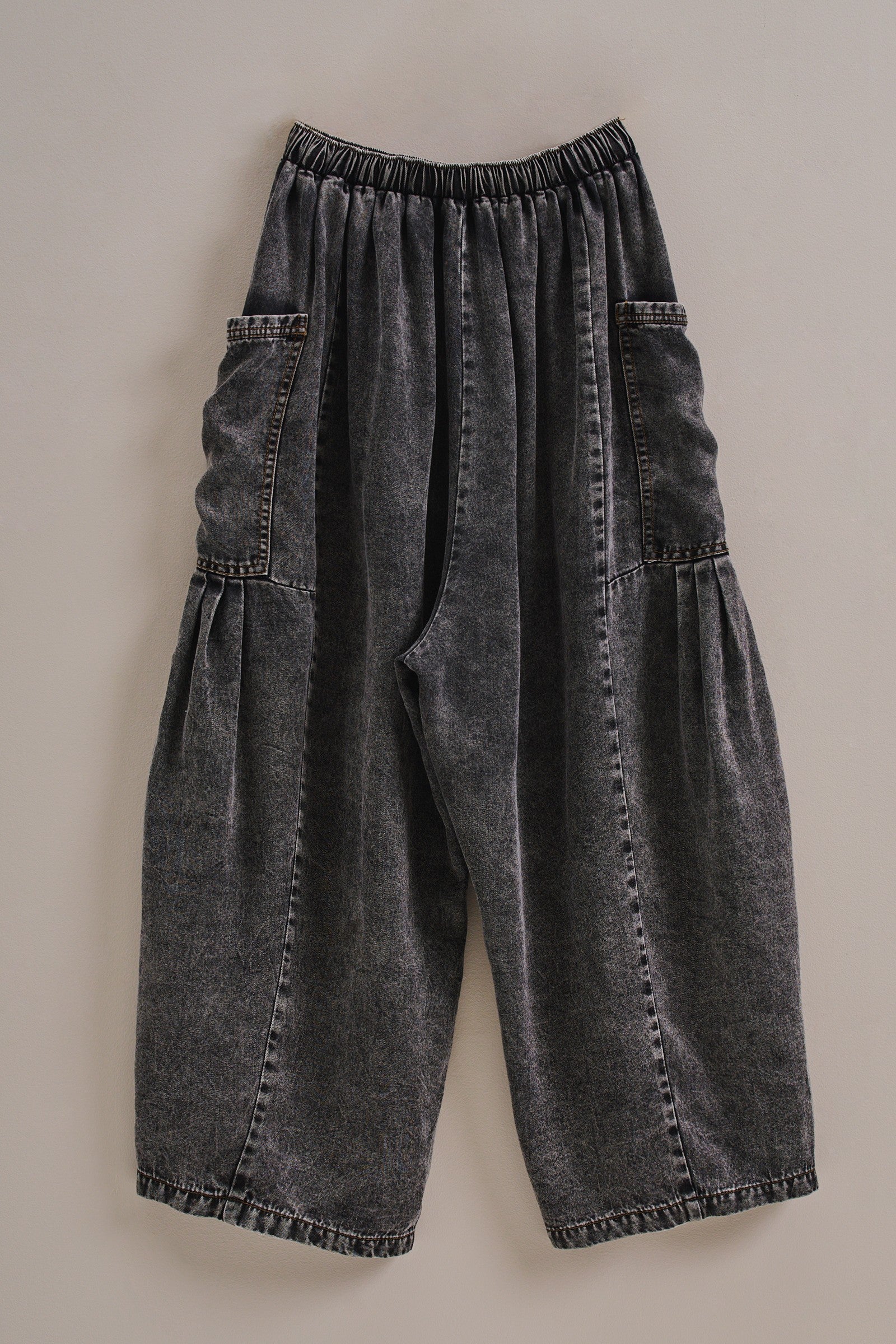 Washed Denim Utility Wide Leg Pants With Cargo Pockets in Black - Women's Pants | Urban Daizy