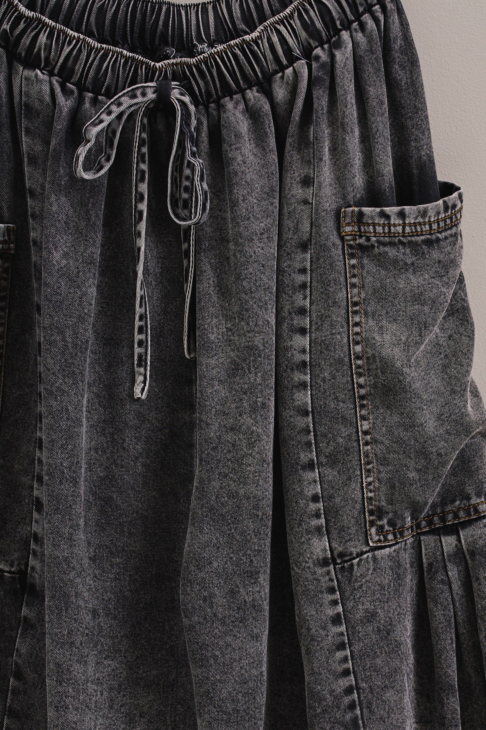 Washed Denim Utility Wide Leg Pants With Cargo Pockets in Black - Women's Pants | Urban Daizy