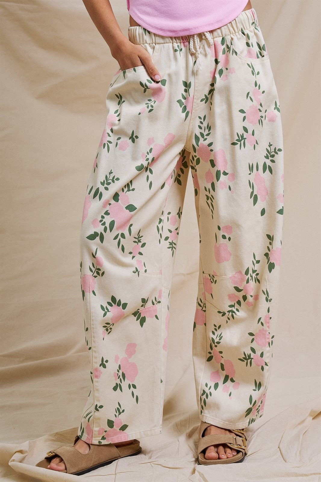 Floral Print Wide-Leg Drawstring Pants in Cream Pink - Women's Pants | Urban Daizy