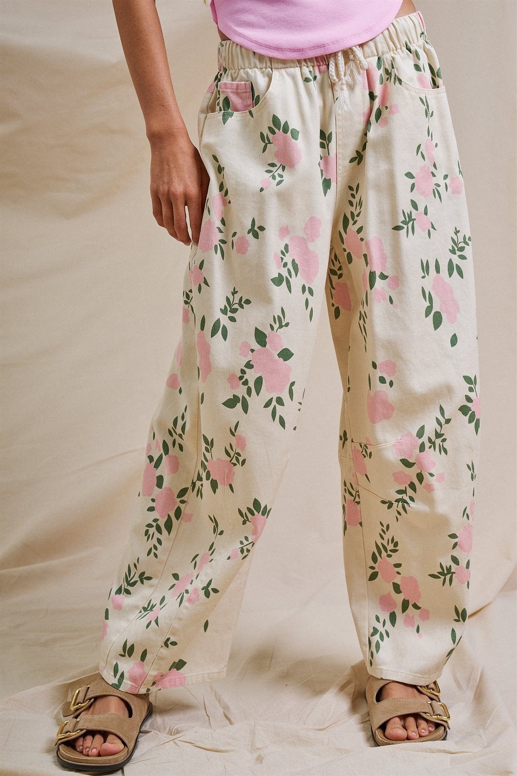 Floral Print Wide-Leg Drawstring Pants in Cream Pink - Women's Pants | Urban Daizy