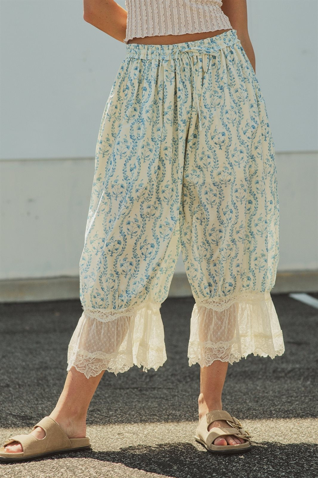 Floral Print Lace Hem Cotton Bloomer Pants in Ivory Blue - Women's Pants | Urban Daizy