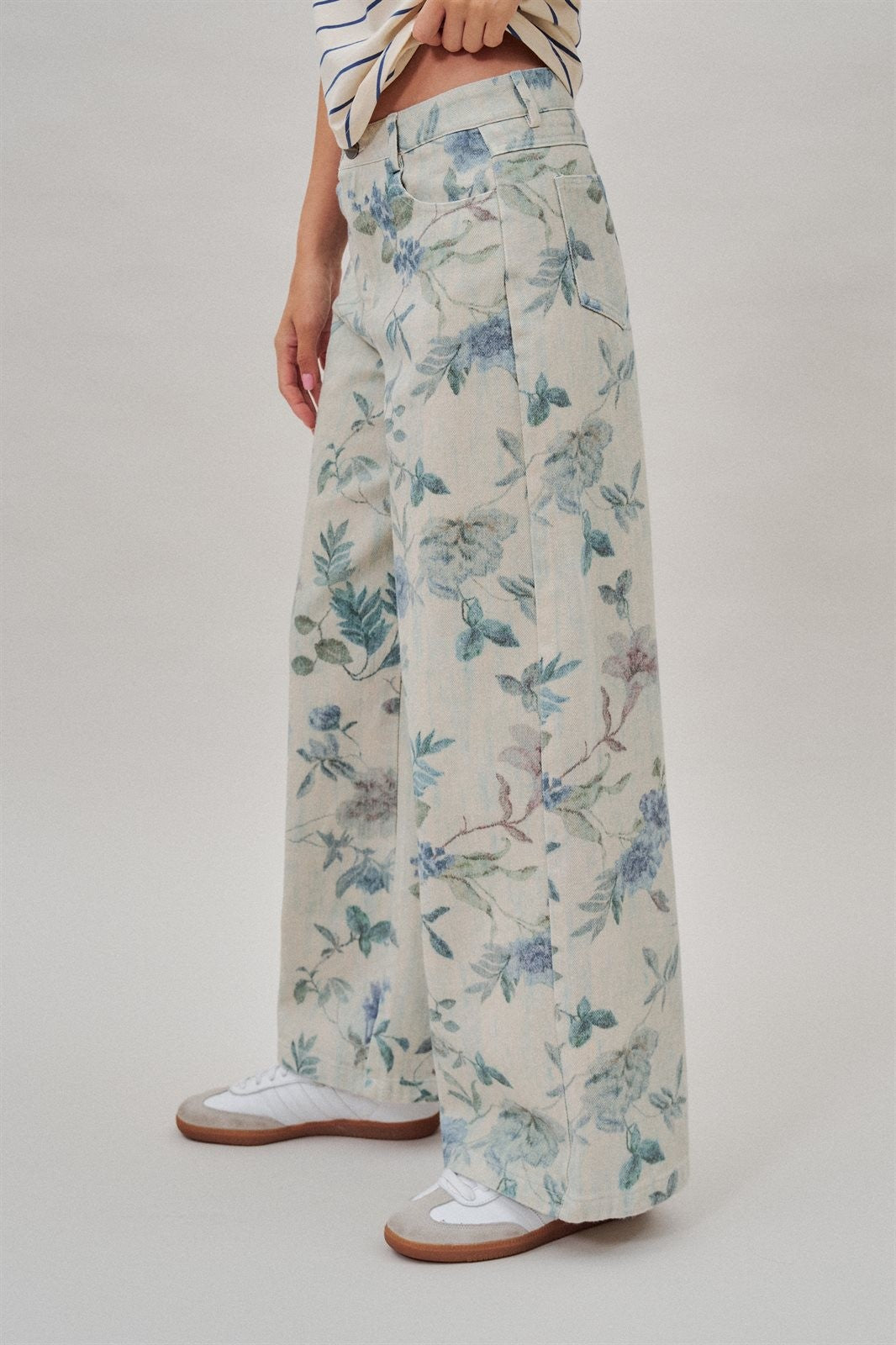 Floral Print Wide Leg Cotton Pants in Cream Blue - Women's Pants | Urban Daizy