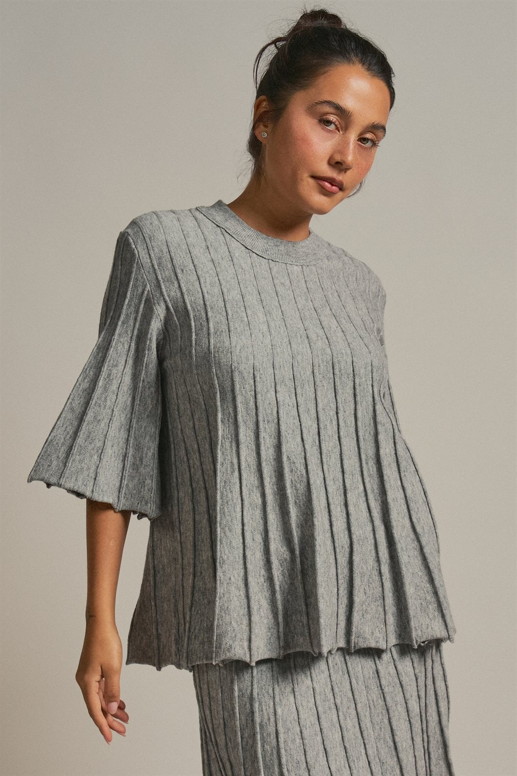 Pleated Swing Knit Top with Bell Sleeves in Grey - Women's Pants | Urban Daizy