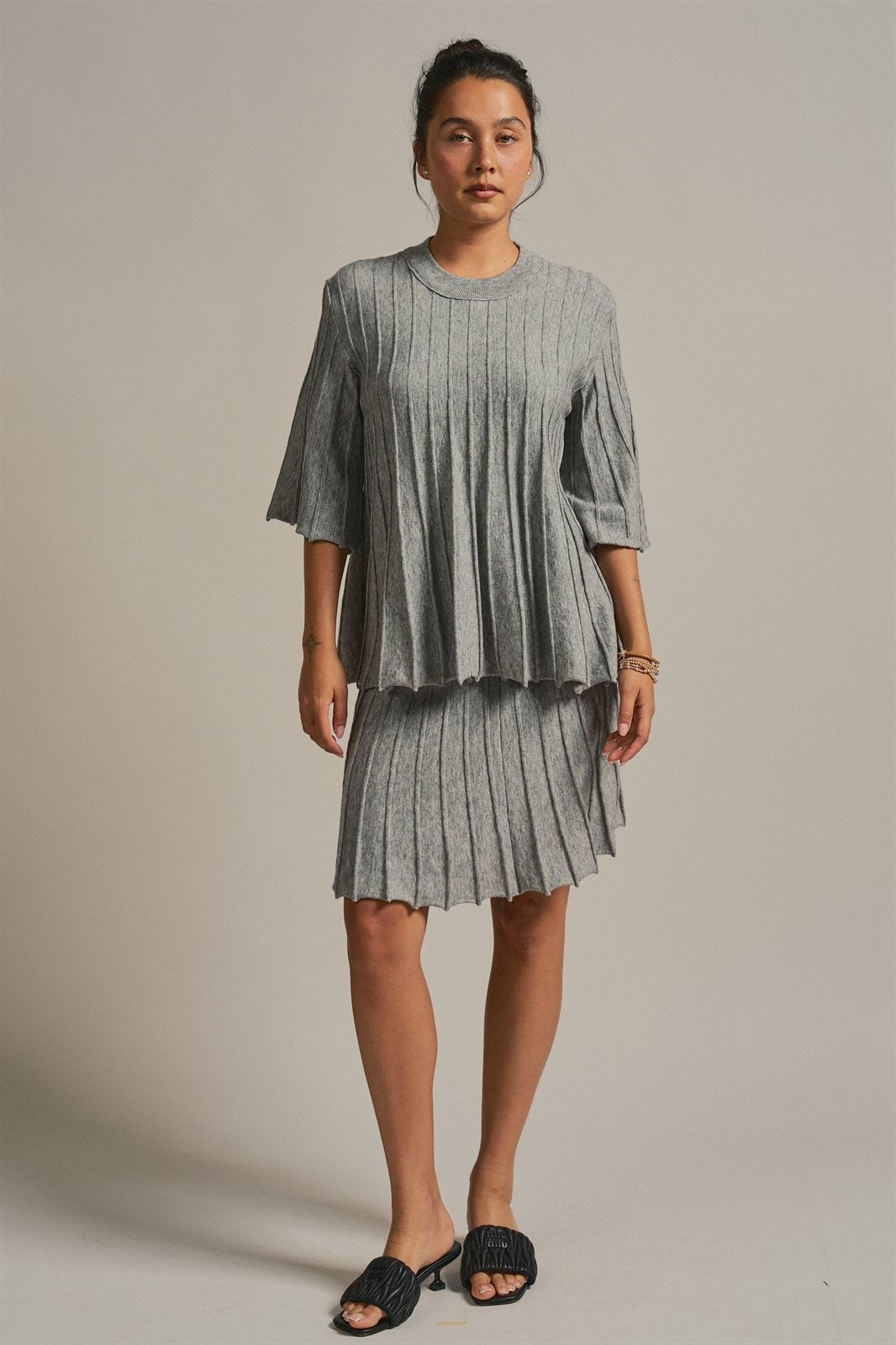 Pleated Swing Knit Top with Bell Sleeves in Grey - Women's Pants | Urban Daizy