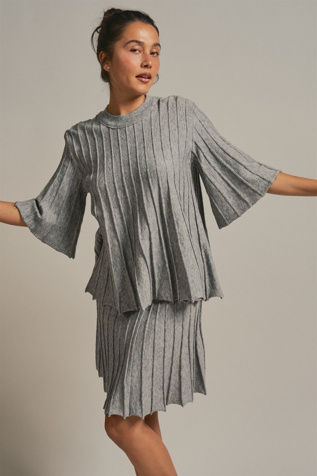 Pleated Swing Knit Top with Bell Sleeves in Grey - Women's Pants | Urban Daizy