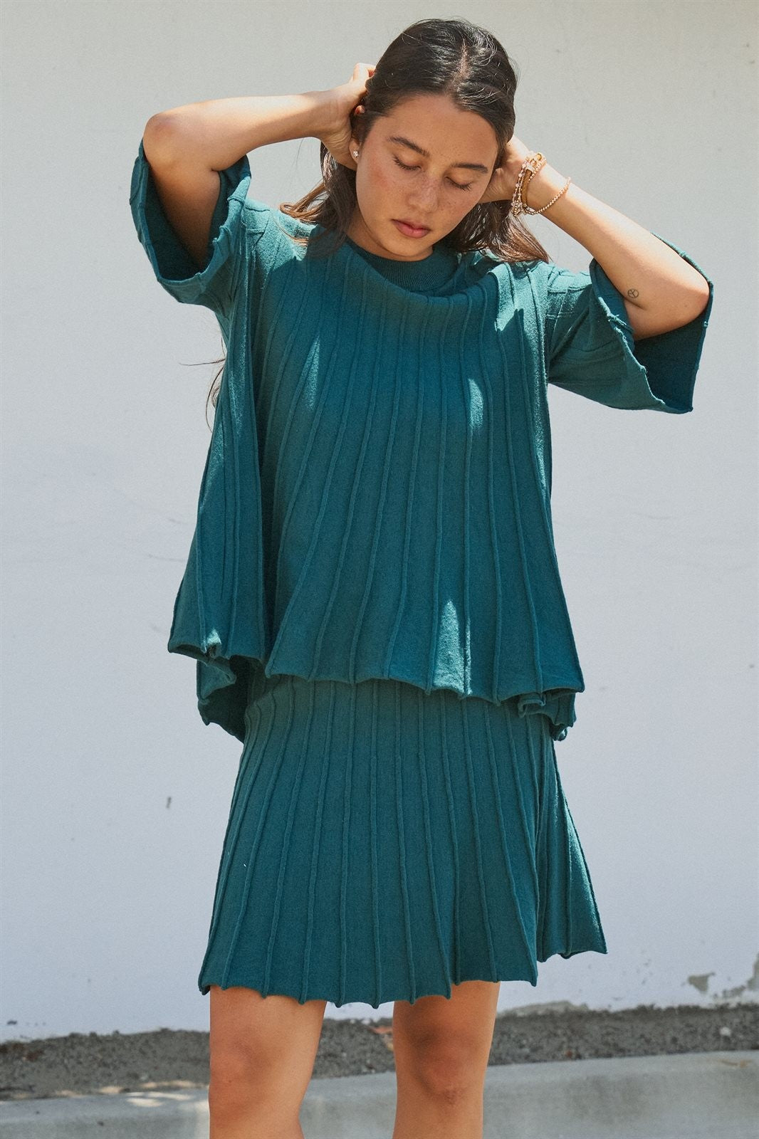 Pleated Swing Knit Top with Bell Sleeves in Teal Green - Women's Pants | Urban Daizy