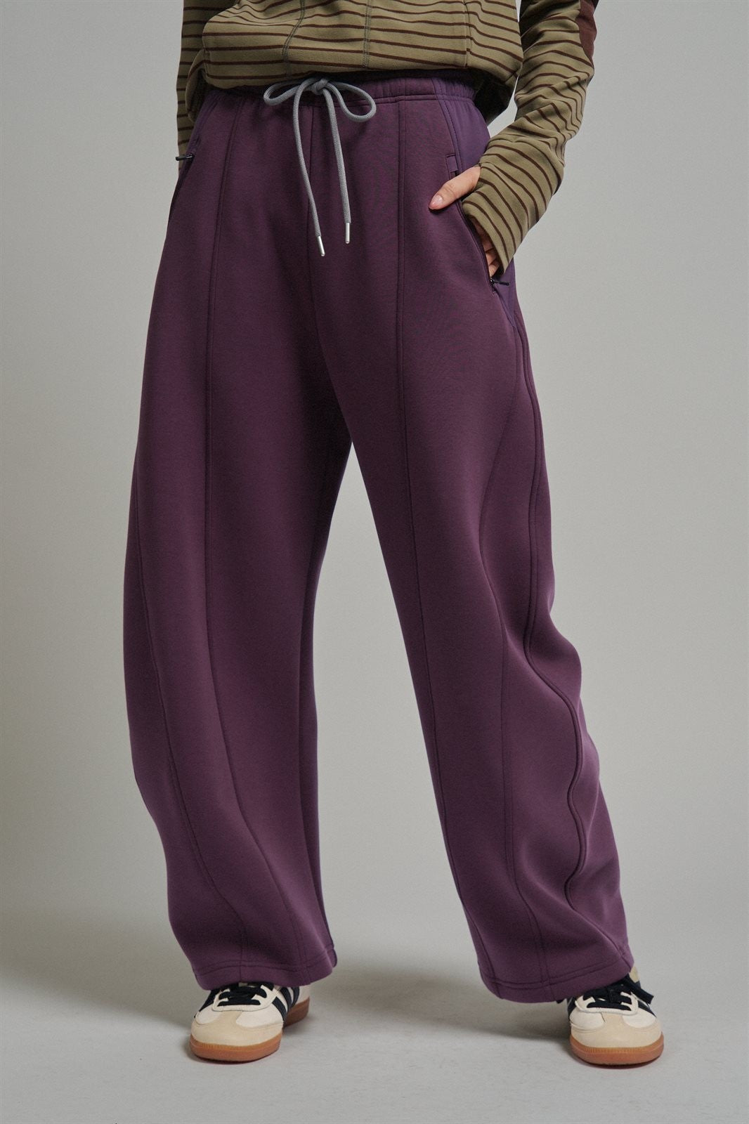 Fleece Lined Barrel Leg Sweatpant in Plum - Women's Sweatpants & Joggers | Urban Daizy