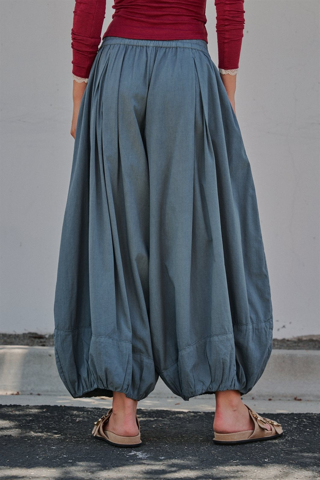 Balloon Hem Wide Leg Cotton Pants in Vintage Navy - Women's Casual Pants | Urban Daizy