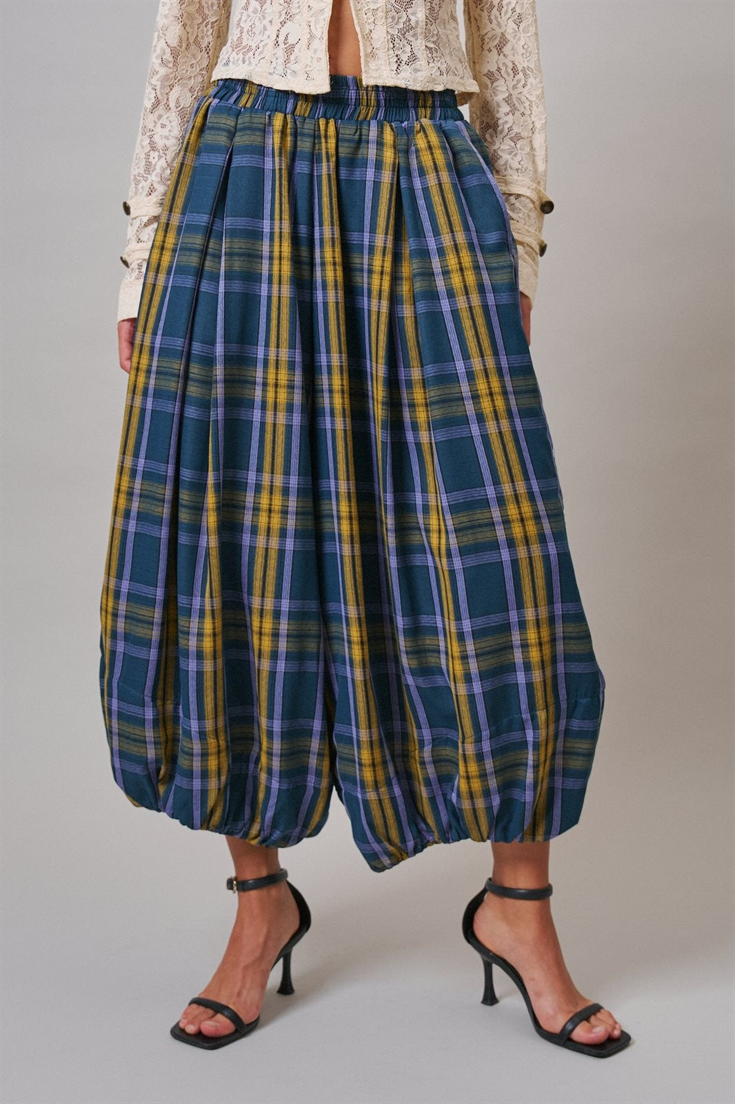 Plaid Balloon Pants Bubble Hem Elastic Waist in Teal Green - Women's Casual Pants | Urban Daizy
