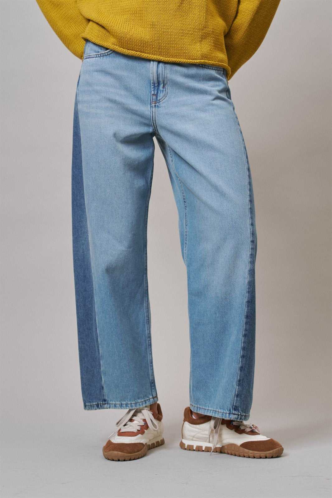 Two Tone Barrel Wide Leg Jeans in Cotton Denim in Denim Blue - Women's Barrel Jeans | Urban Daizy