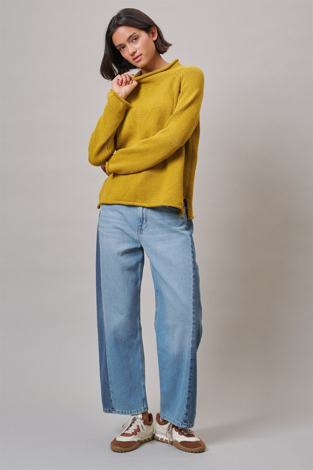 Two Tone Barrel Wide Leg Jeans in Cotton Denim in Denim Blue - Women's Barrel Jeans | Urban Daizy