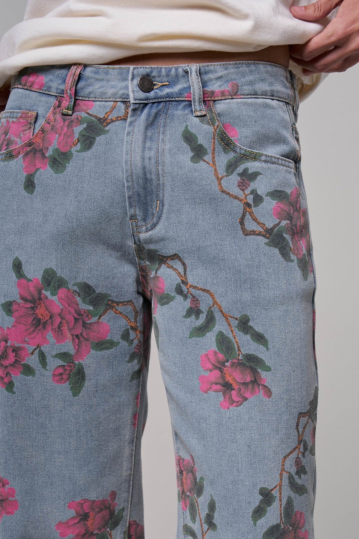 Rose Trellis Floral Wide Leg Jeans in Blue - Women's Casual Pants | Urban Daizy
