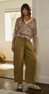 Open Trail Barrel Cargo Pants in Olive Green - Women's Casual Pants | Urban Daizy
