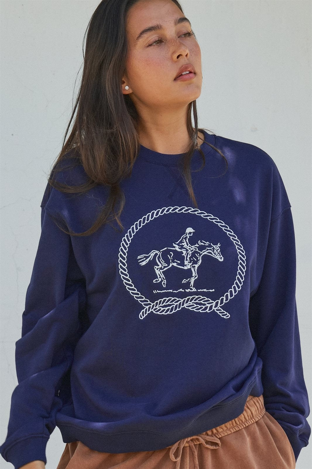 Equestrian Rope Embroidered Crewneck Sweatshirt in Navy - Women's Shorts | Urban Daizy