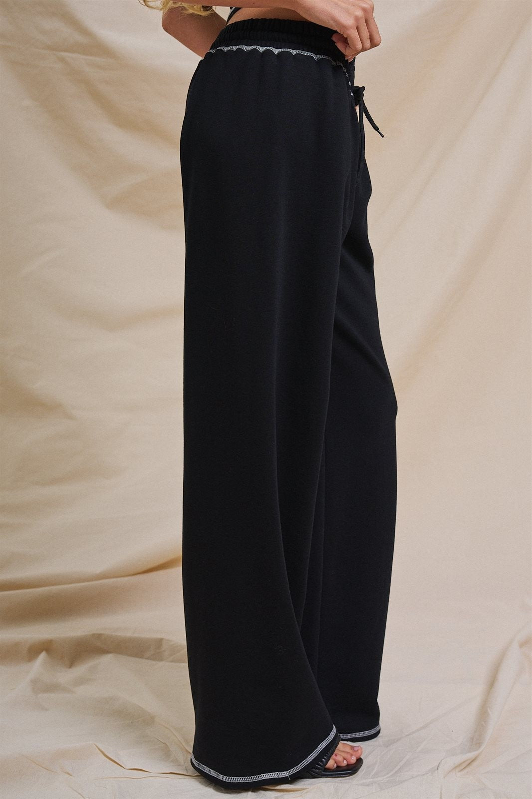 Cotton Wide-Leg Sweatpants with Contrast Stitching in Black - Women's Fashion | Urban Daizy