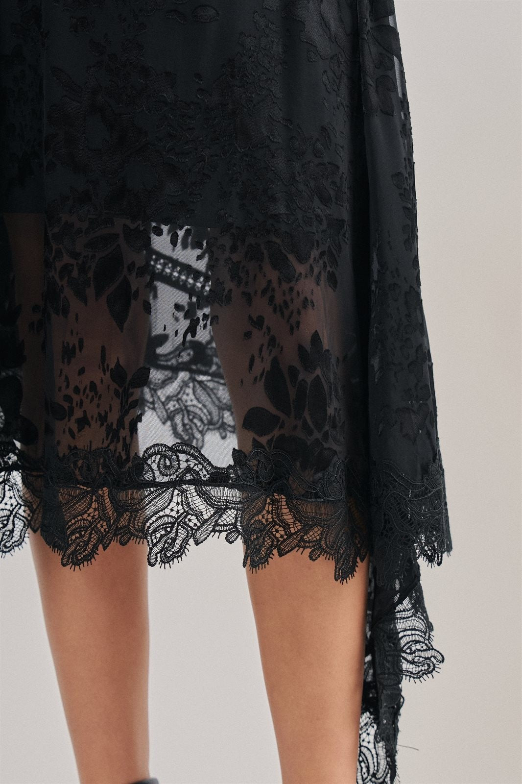 Burnout Floral Lace Hem Midi Skirt in Black - Women's Midi Skirts | Urban Daizy