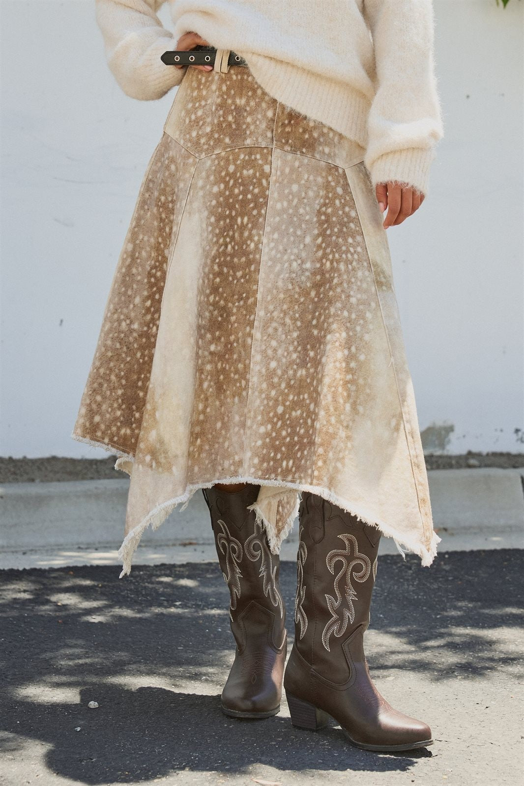Fawn Print Denim Hi-Low Maxi Skirt With Belt in Khaki - Women's Skirts | Urban Daizy