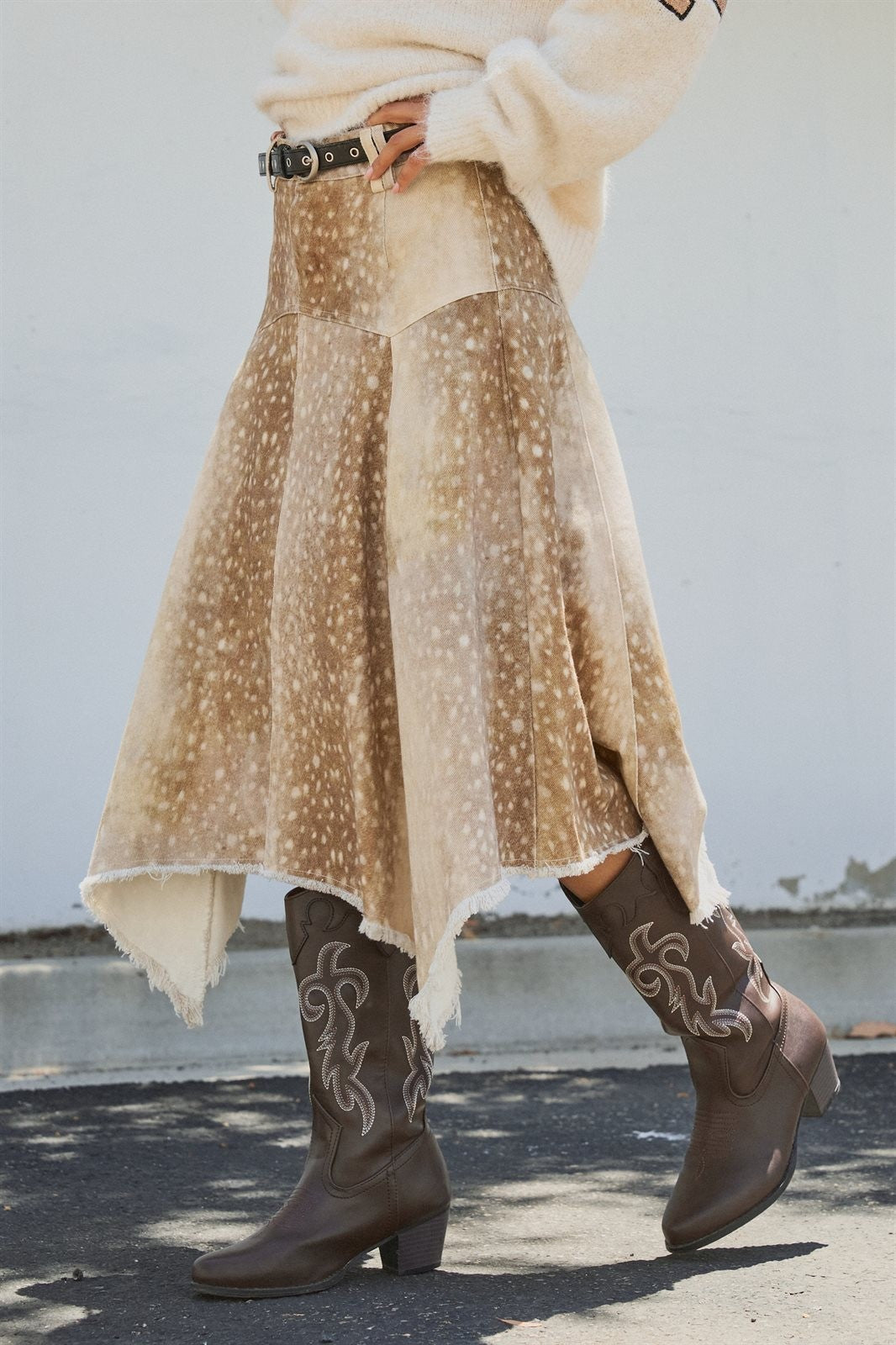 Fawn Print Denim Hi-Low Maxi Skirt With Belt in Khaki - Women's Skirts | Urban Daizy