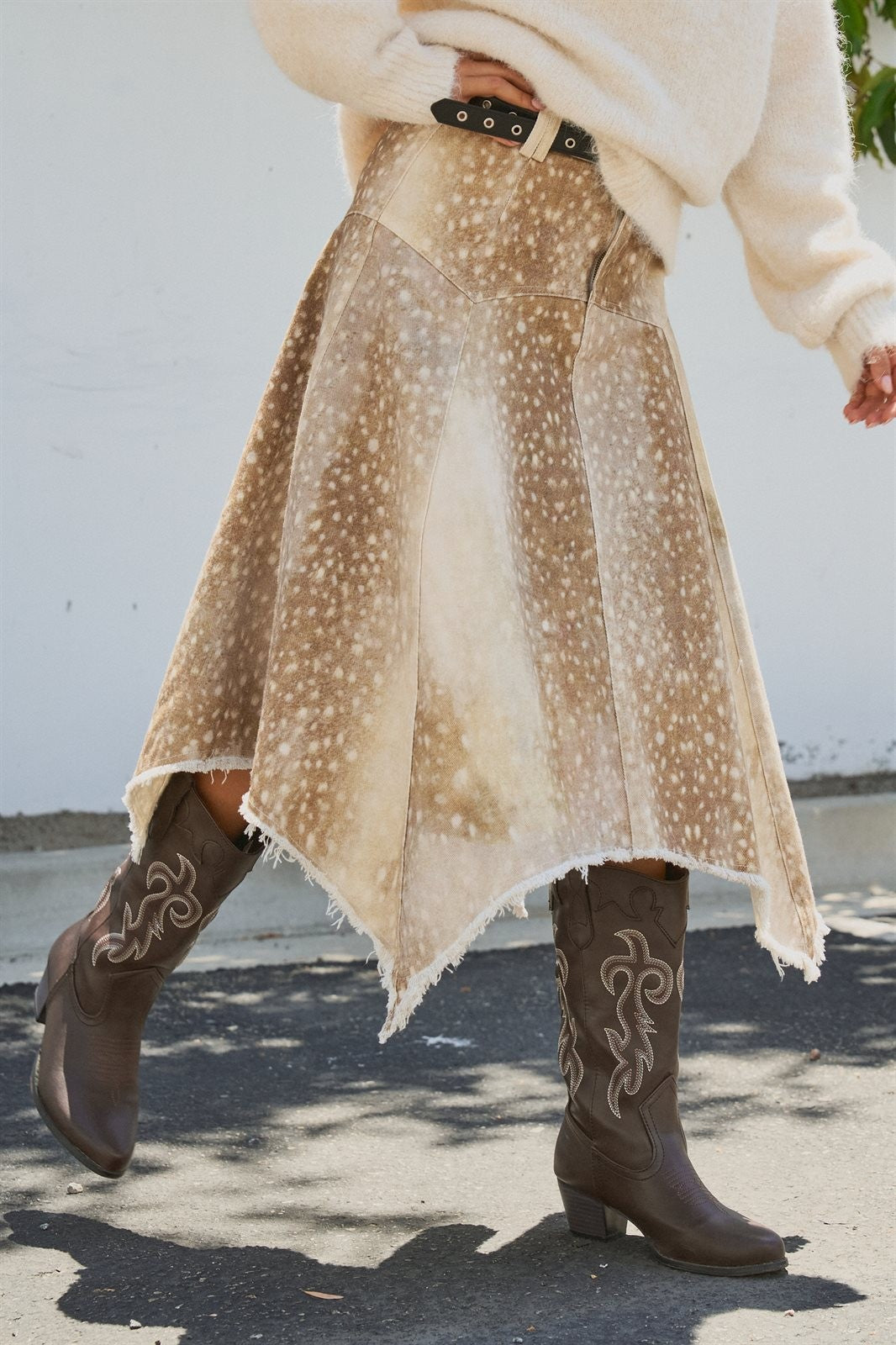 Fawn Print Denim Hi-Low Maxi Skirt With Belt in Khaki - Women's Skirts | Urban Daizy
