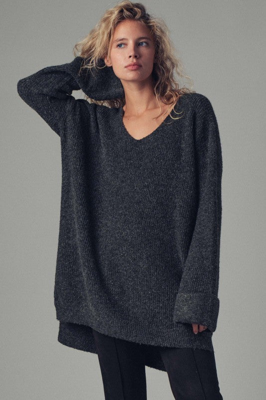Oversized Waffle Knit V-Neck Pullover Sweater in Charcoal - Women's Sweaters | Urban Daizy