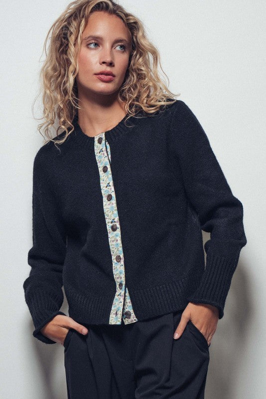 Cottage Bloom Knit Cardigan in Black - Women's Cardigans & Shrugs | Urban Daizy