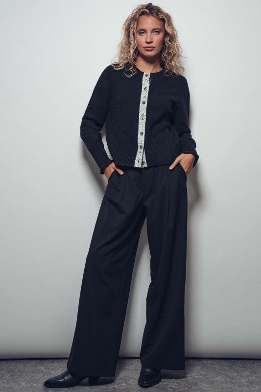 Cottage Bloom Knit Cardigan in Black - Women's Cardigans & Shrugs | Urban Daizy