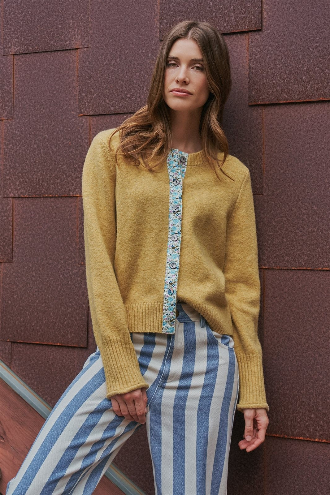Cottage Bloom Knit Cardigan in Honey Gold - Women's Cardigans & Shrugs | Urban Daizy