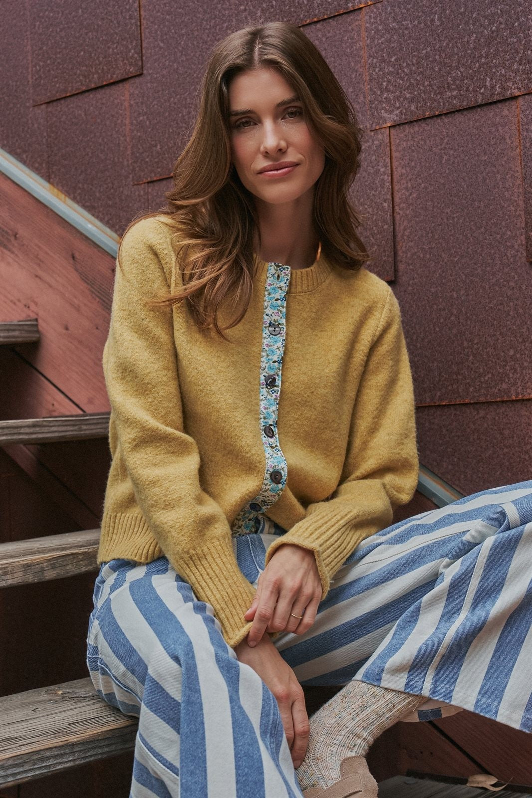 Cottage Bloom Knit Cardigan in Honey Gold - Women's Cardigans & Shrugs | Urban Daizy
