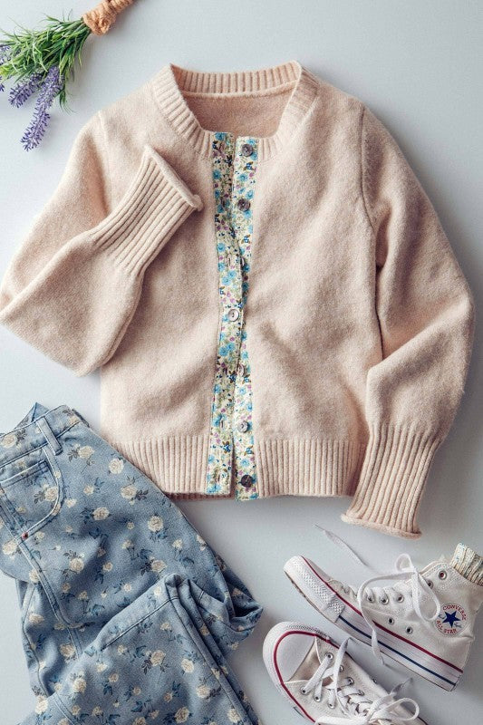 Cottage Bloom Knit Cardigan in Oatmeal - Women's Cardigans & Shrugs | Urban Daizy