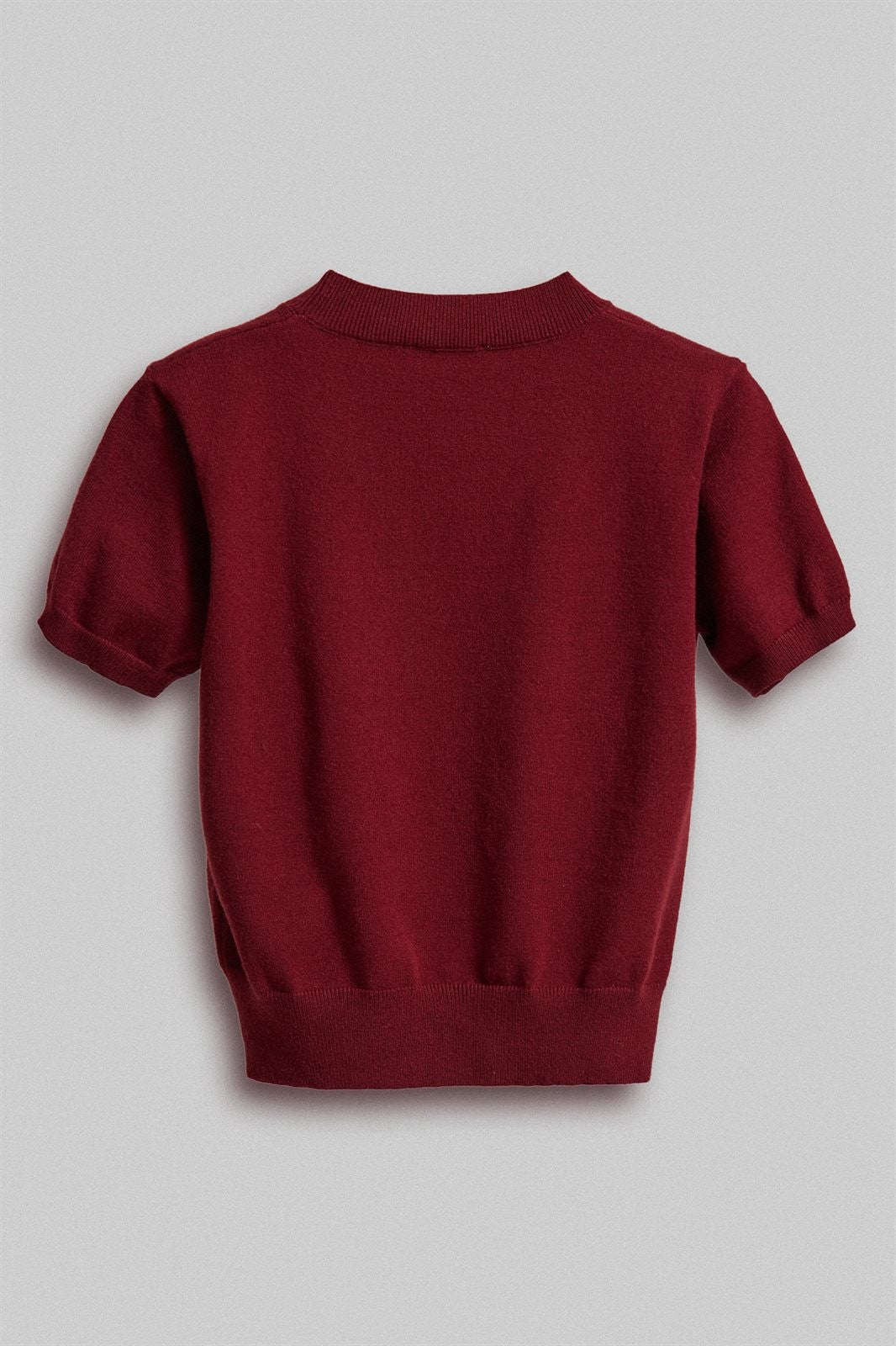 Bow Intarsia Knit Short Sleeve Sweater Tee in Burgundy - Women's Sweaters | Urban Daizy