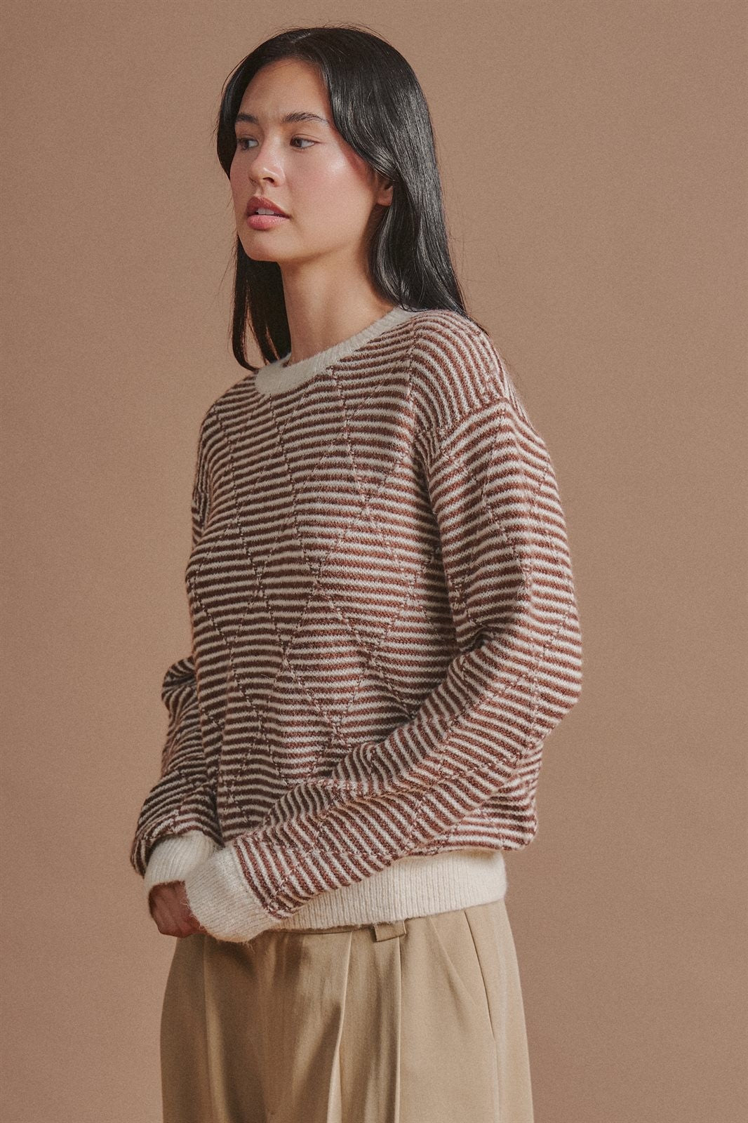 Textured Stripe Diamond Knit Sweater in Brown - Women's Sweaters | Urban Daizy