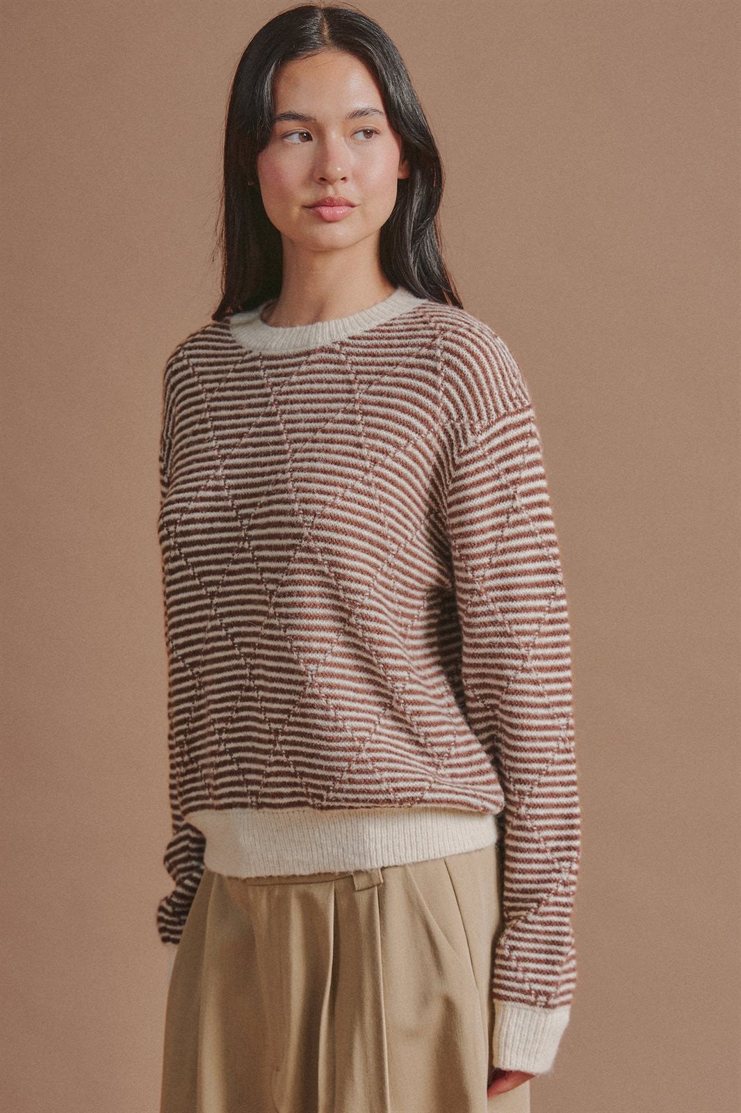 Textured Stripe Diamond Knit Sweater in Brown - Women's Sweaters | Urban Daizy