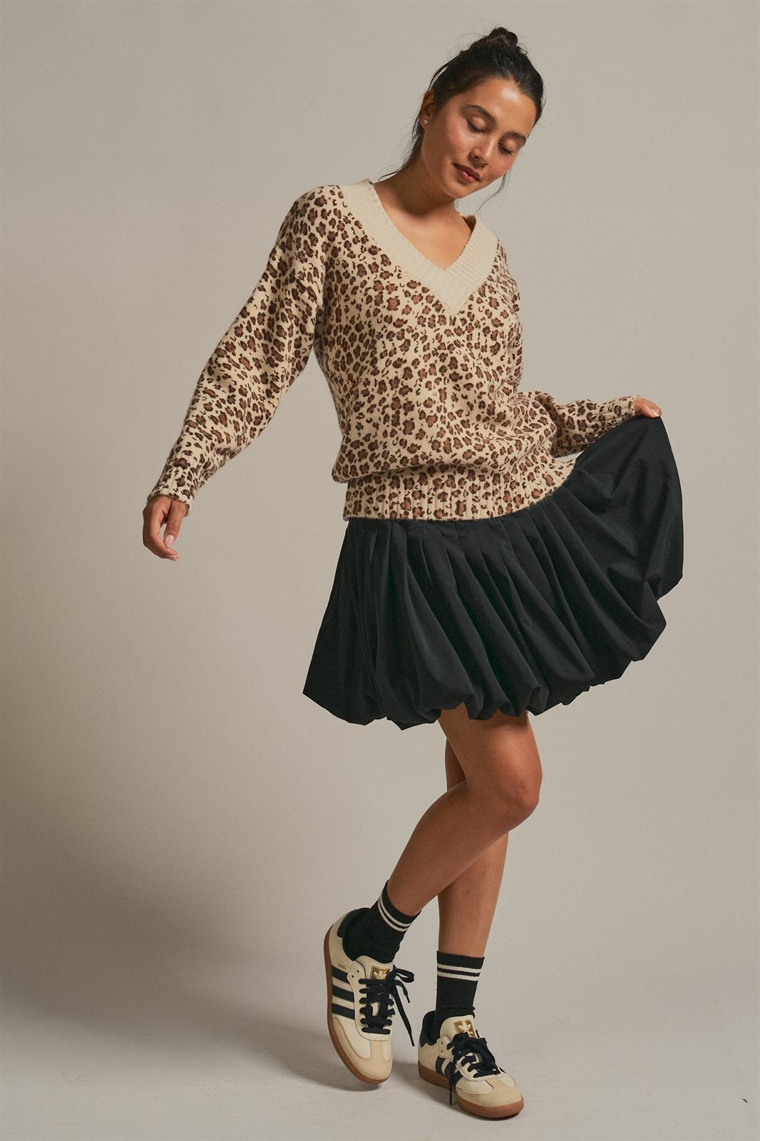 Leopard Print V-Neck Knit Sweater in Leopard - Women's Sweaters | Urban Daizy