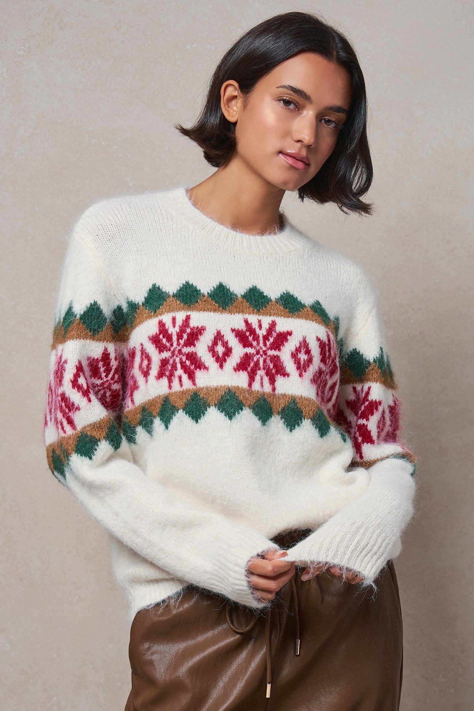Fair Isle Snowflake Crew Neck Knit Sweater in Ivory - Women's Sweaters | Urban Daizy
