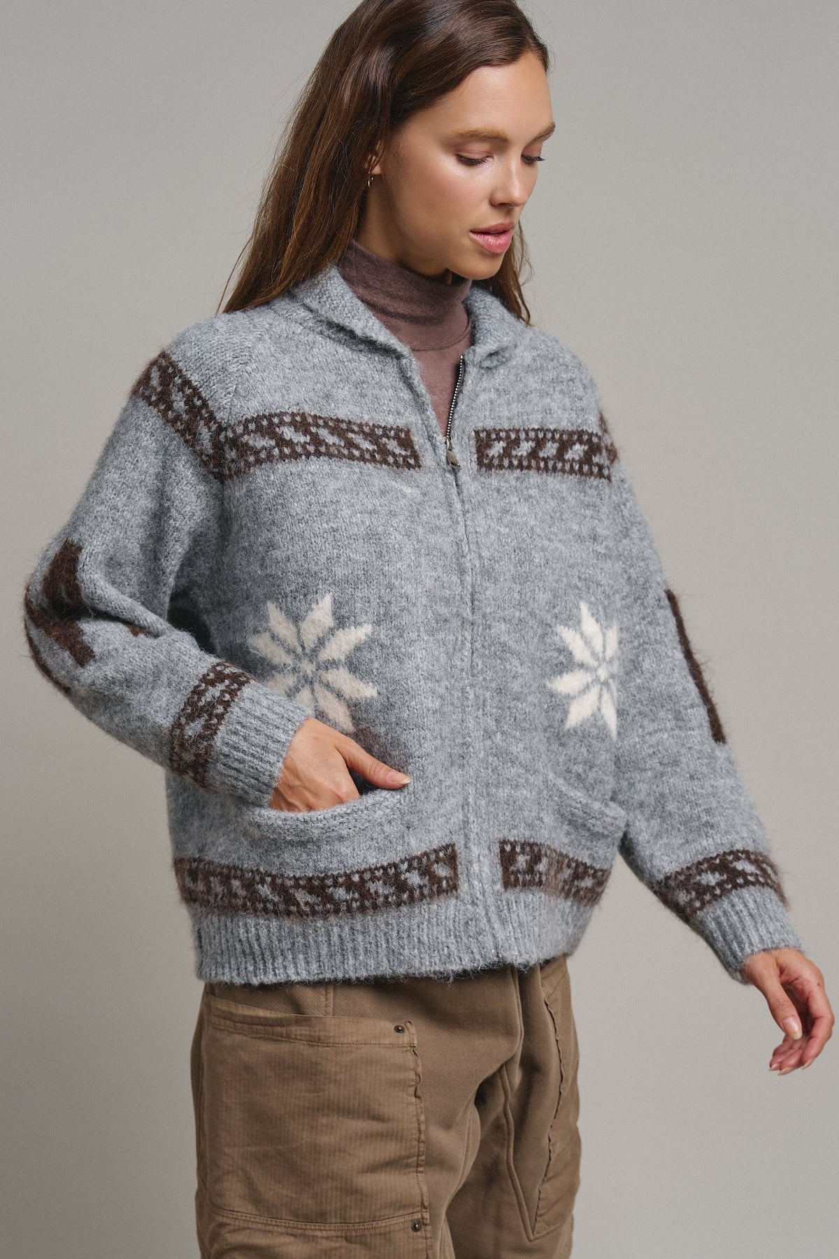 Frost Stag Zip Up Cardigan in Grey - Women's Cardigans & Shrugs | Urban Daizy
