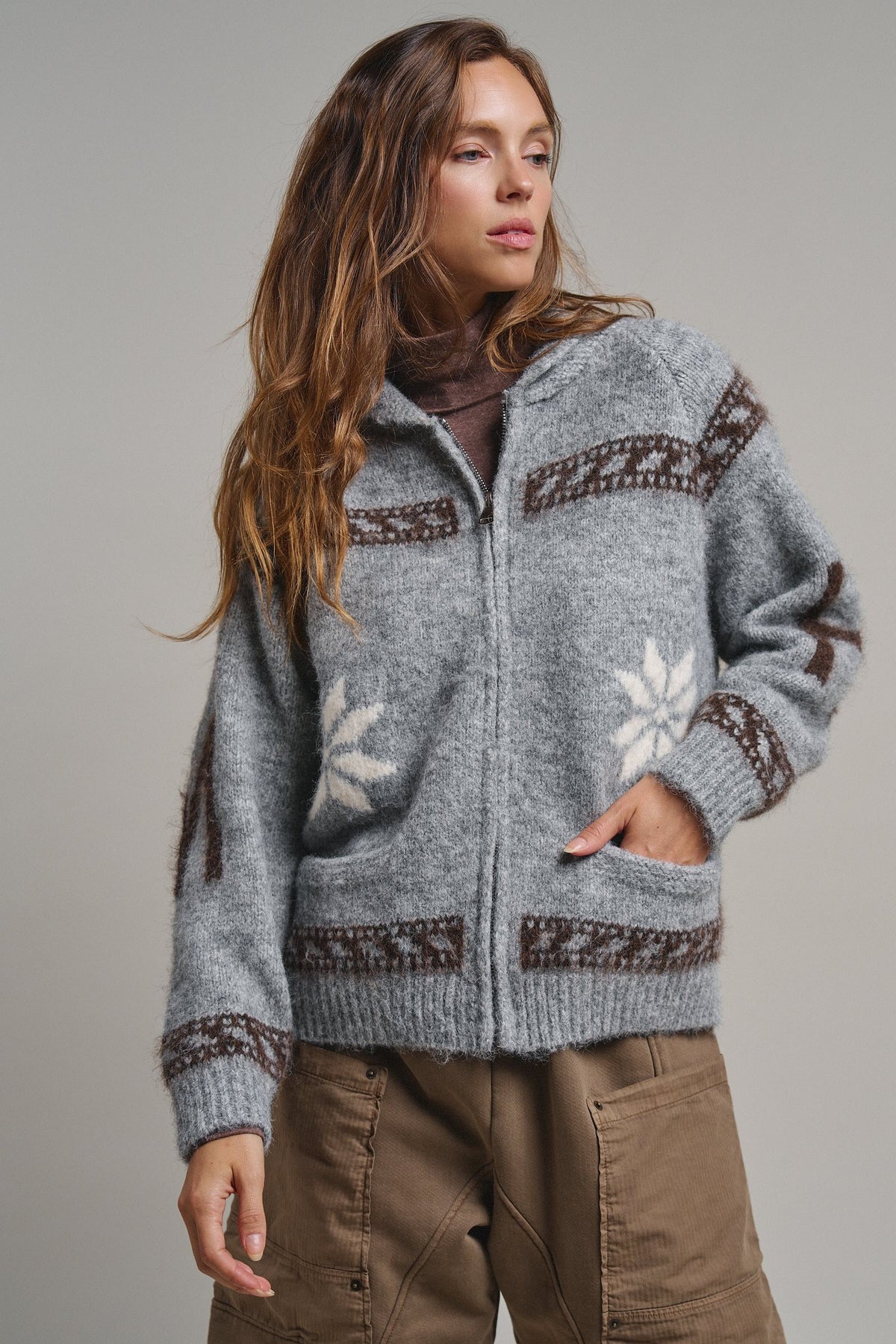 Frost Stag Zip Up Cardigan in Grey - Women's Cardigans & Shrugs | Urban Daizy