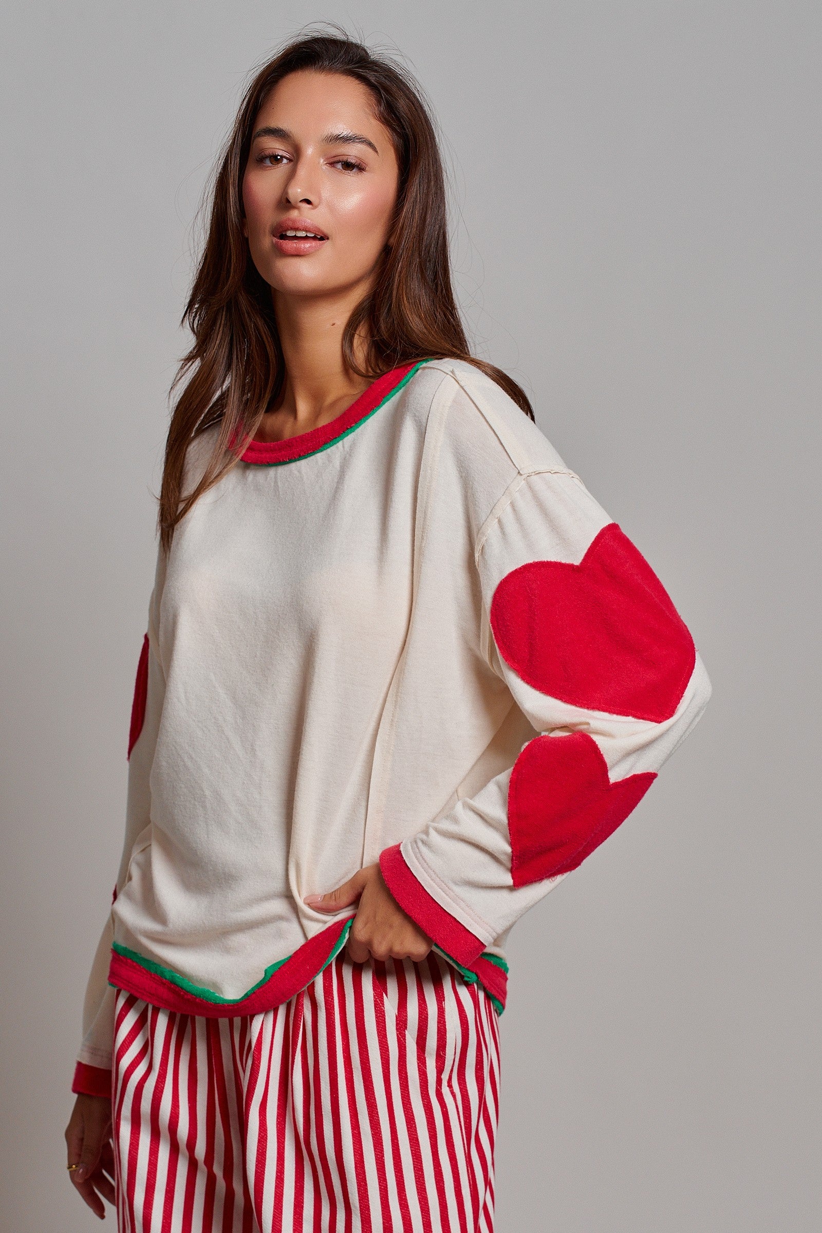 Graphic Patch Contrast Trim Lounge Top in Red - Women's Tops | Urban Daizy