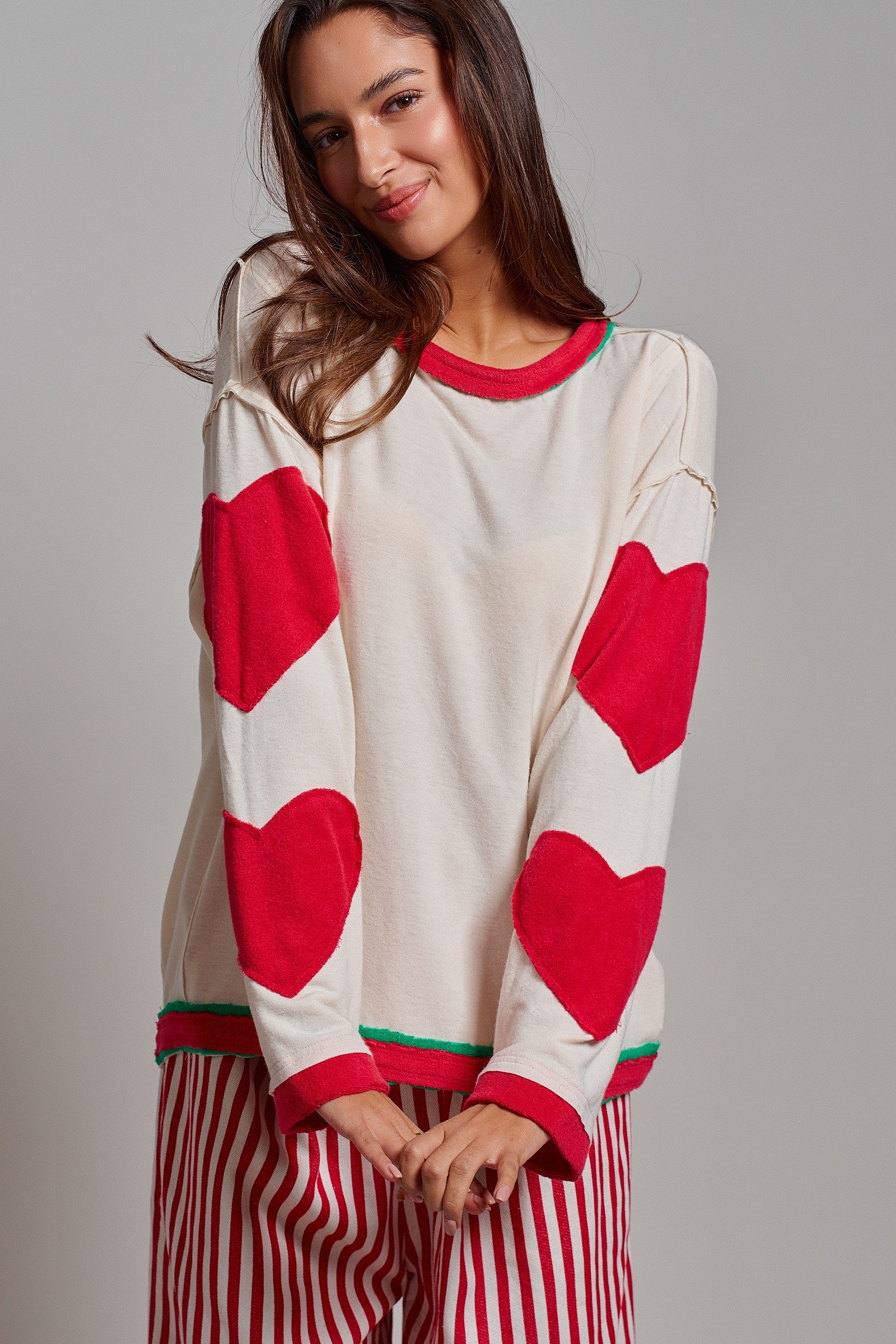 Graphic Patch Contrast Trim Lounge Top in Red - Women's Tops | Urban Daizy